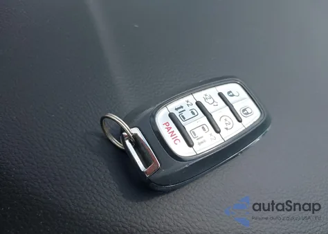 2023 Chrysler Voyager Lx z USA, uszkodzony, nr VIN 2C4RC1CG6PR548615